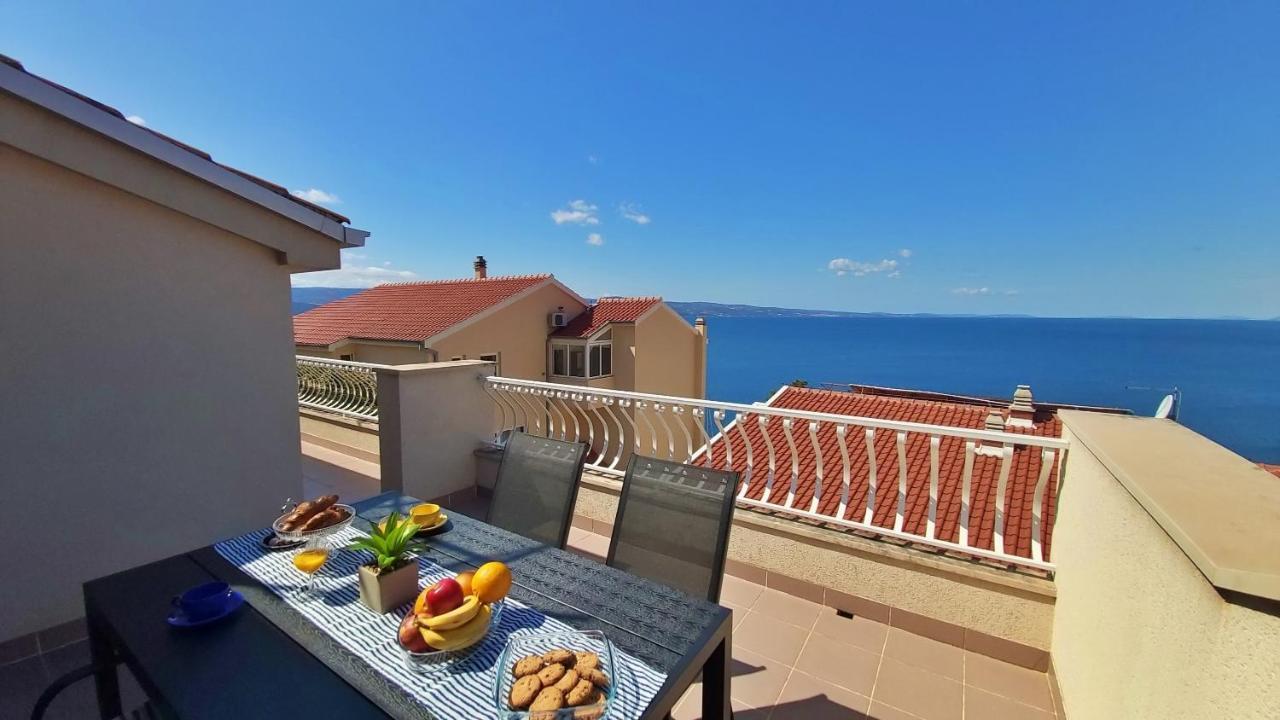 Apartment Roscic Omiš Eksteriør billede