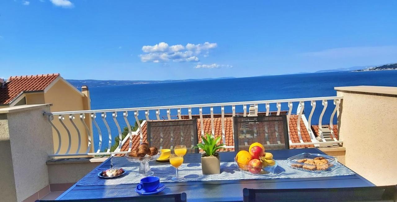 Apartment Roscic Omiš Eksteriør billede